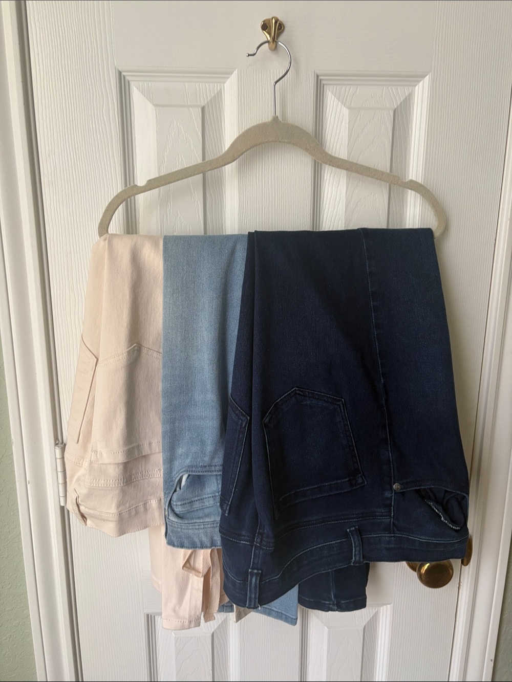 Diane Gilman Size 8 Jean Bundle of 3 pairs